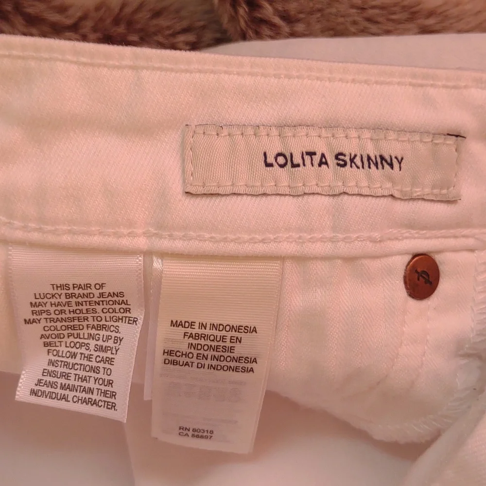 Lucky Brand Lolita Skinny Jeans - Picture 4 of 6
